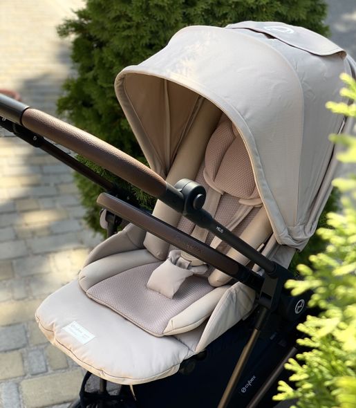 Купити Прогулянкова коляска Cybex Melio Almond Beige 20 500 грн недорого, дешево