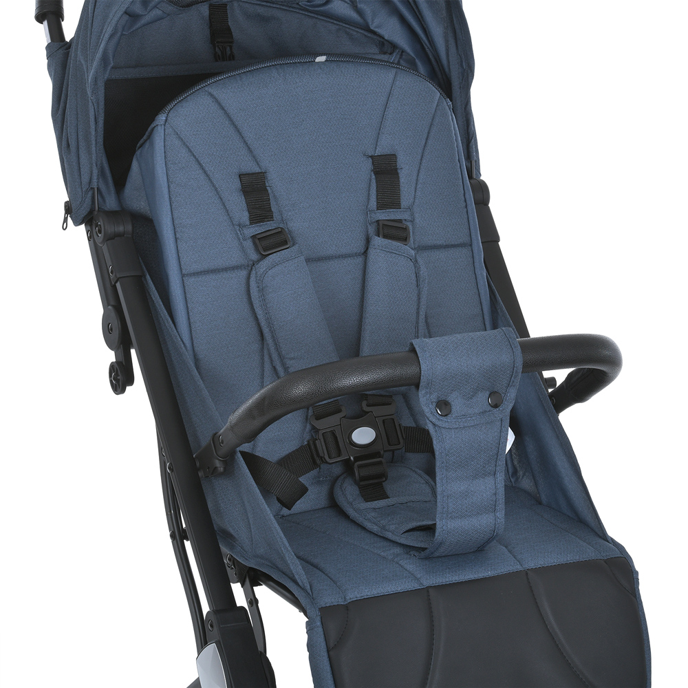 ᐉ Прогулочная коляска Bambi Flash M 5727-1 Silver Gray | Poteshki